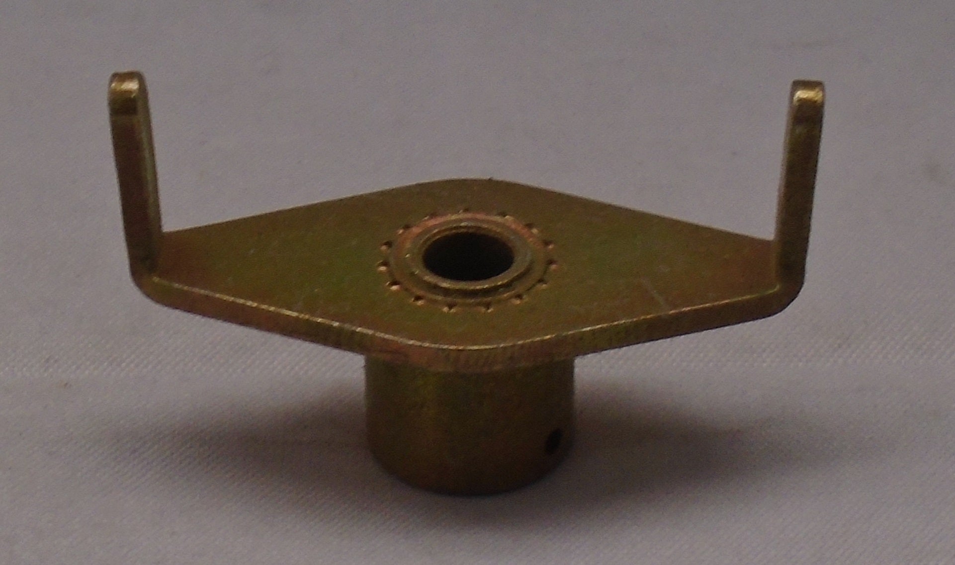 0323372-001 - COUPLING GRP FORK-NEPTUNE