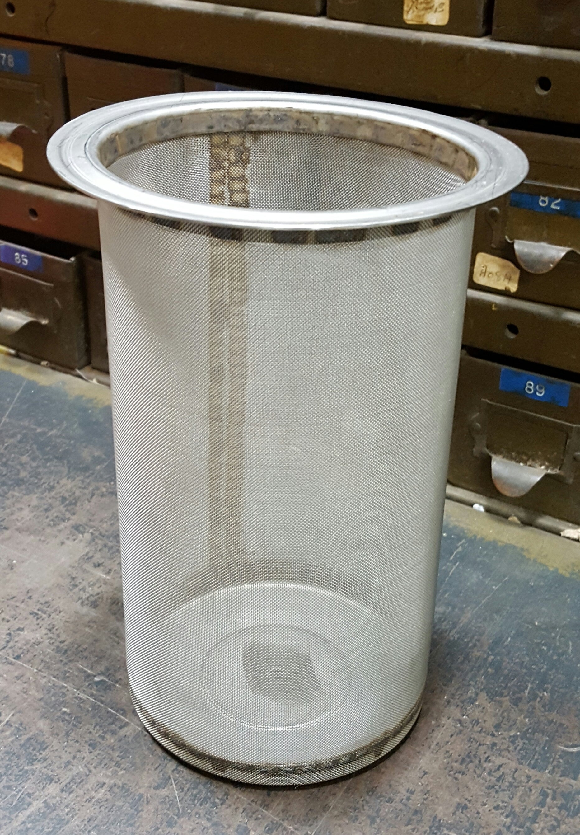 514892040 - BASKET - INNER 3 & 4 E STRAINER 40 MESH