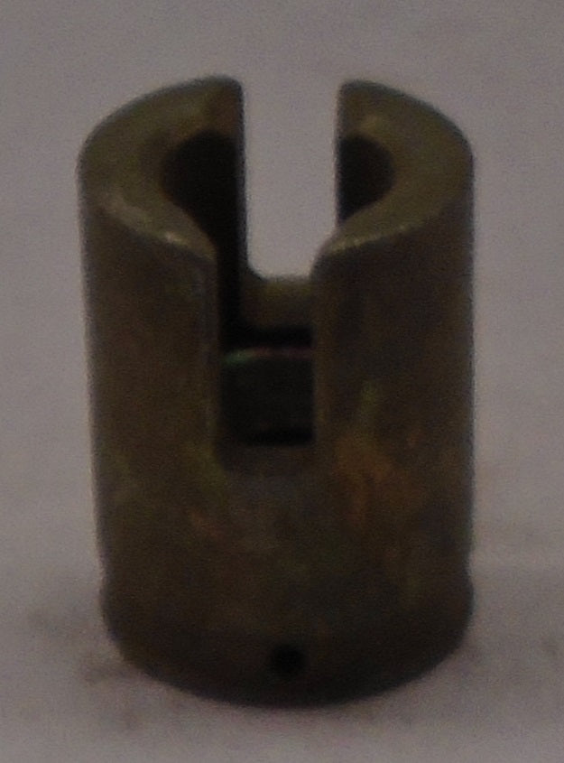0065004-010 - COUPLING SLOT .156W