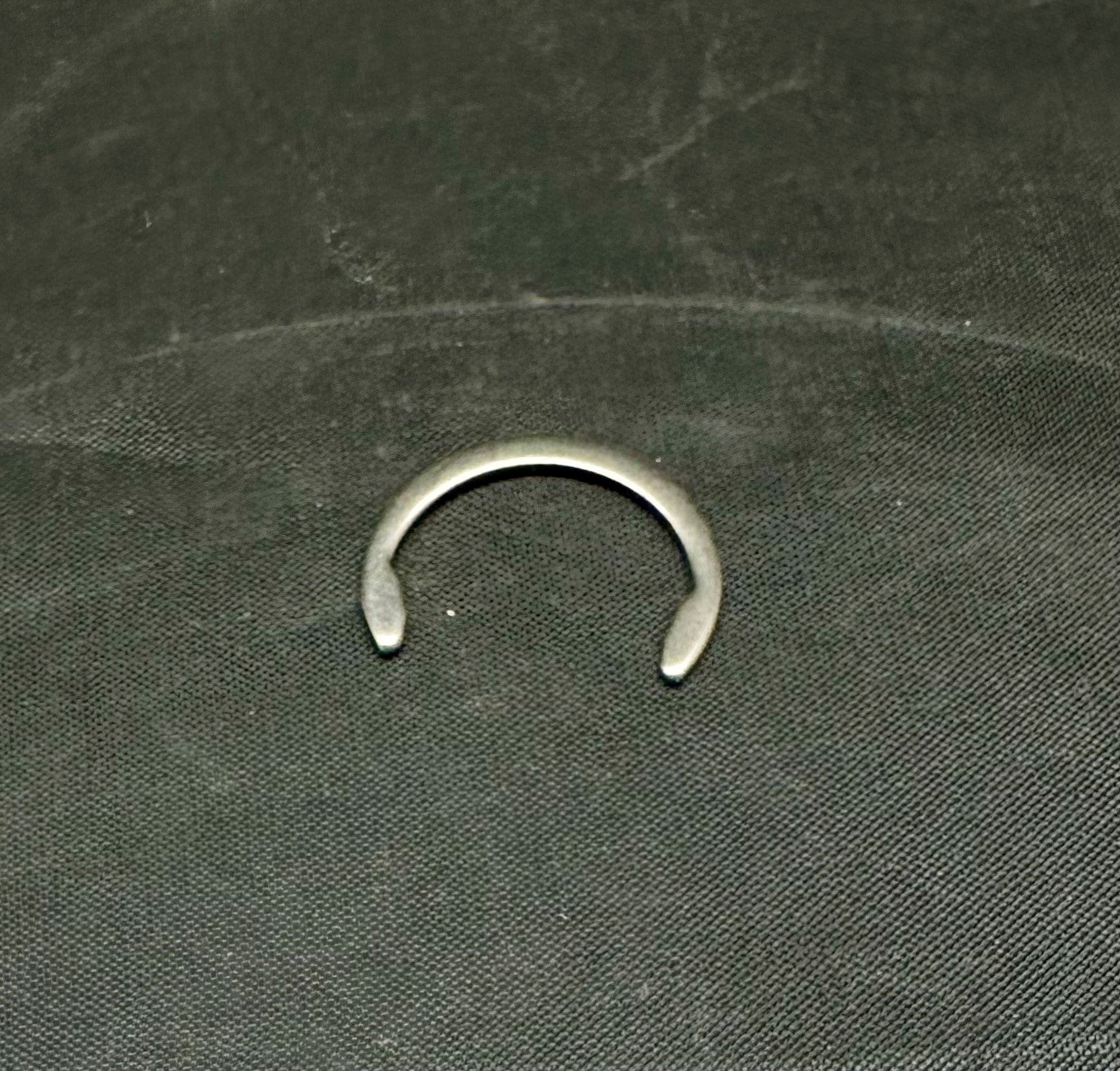 153944 - RETAINING RING EXTERNAL     SS