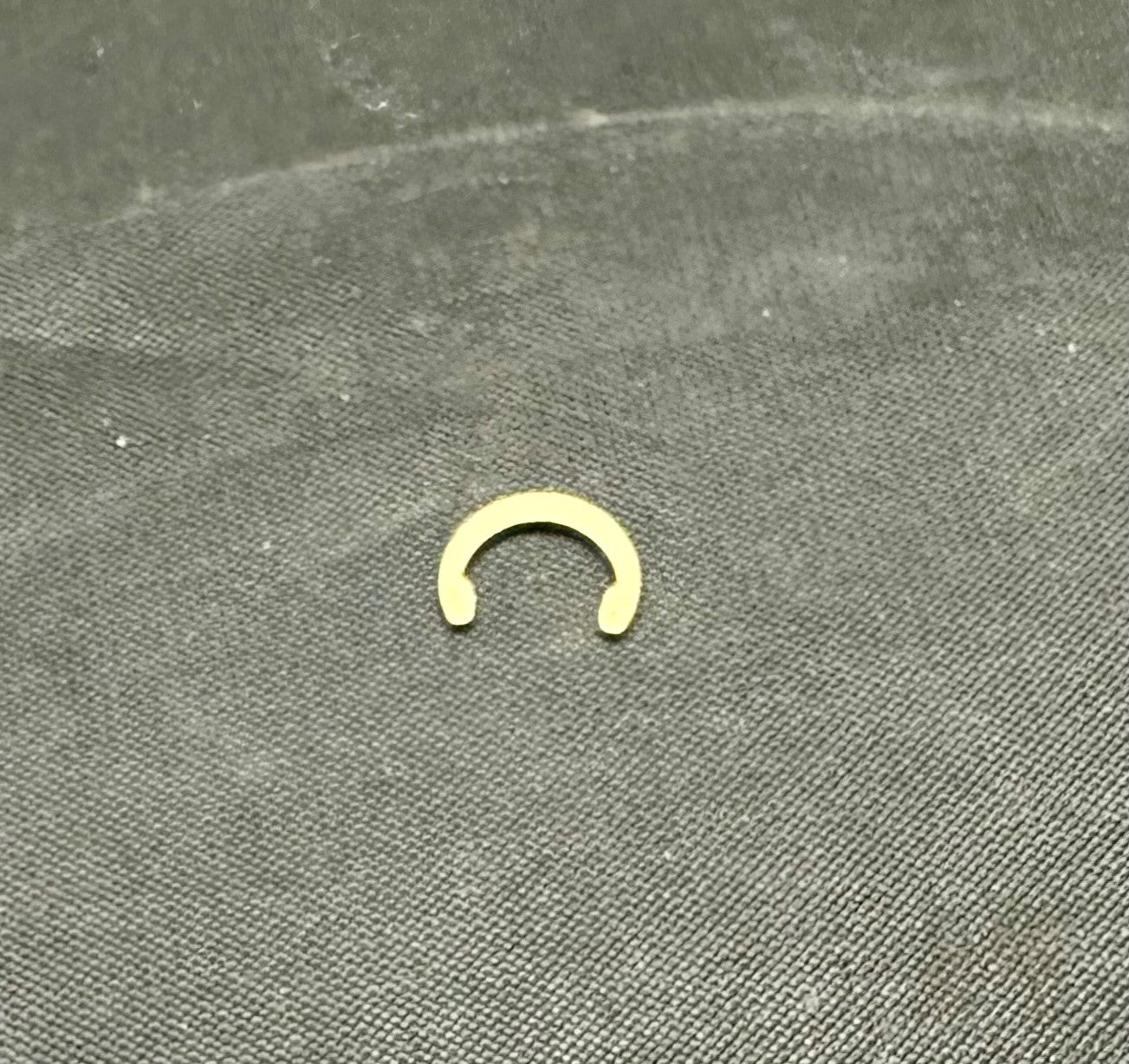 153947 - RETAINING RING EXTERNAL     CS