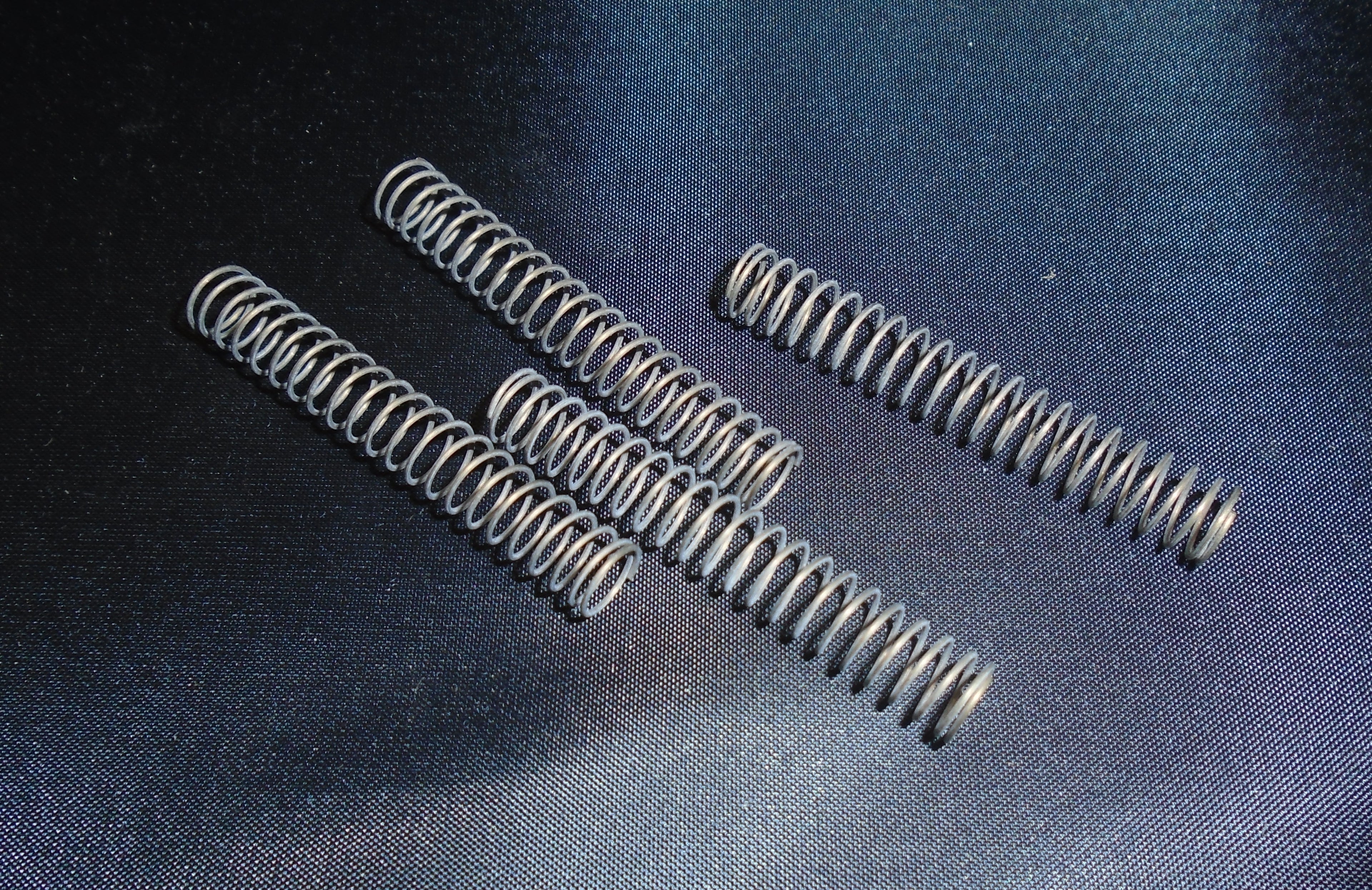 H03092M - SPRING, LOADING VALVE, SST