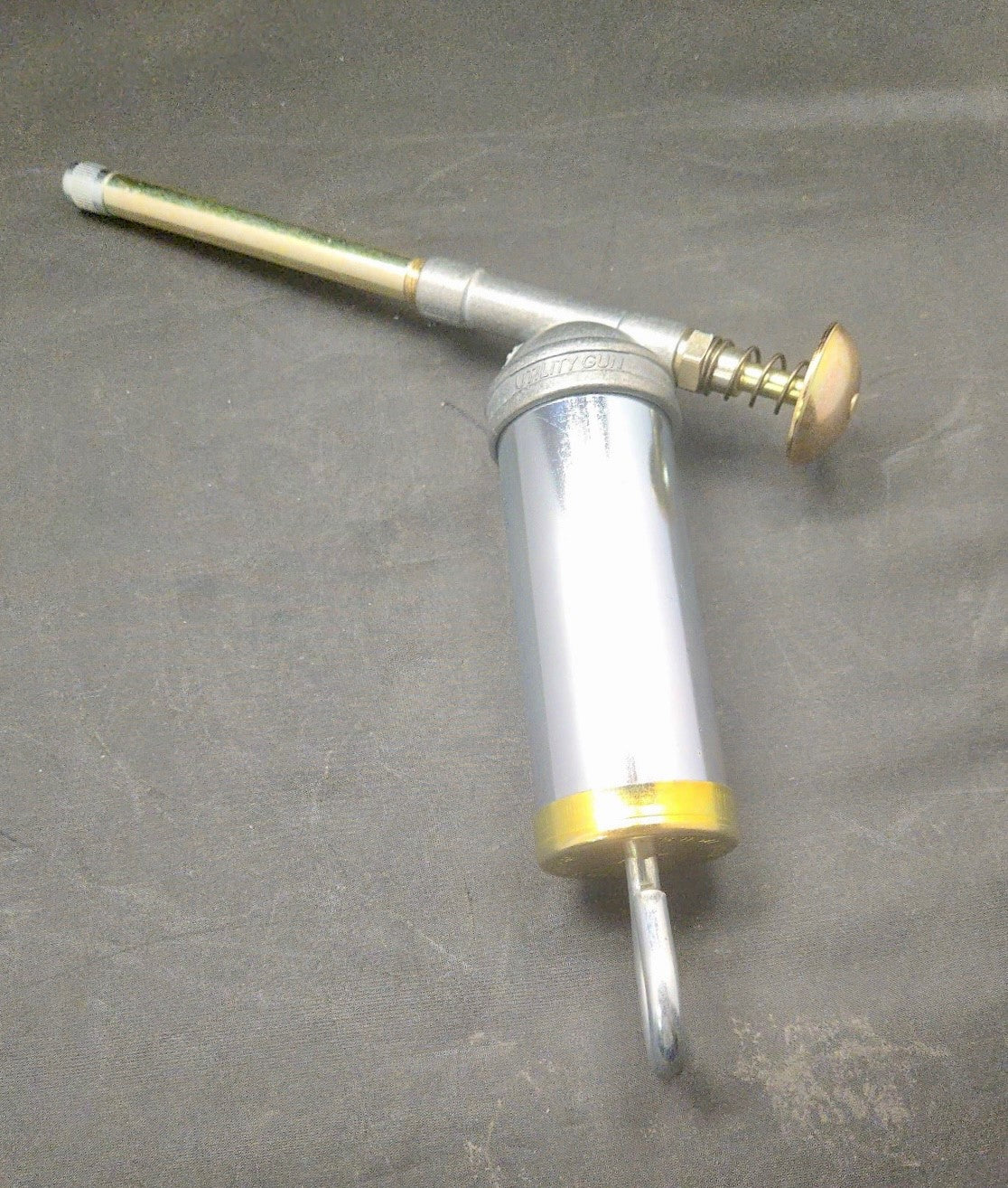 10225K93 - COMPACT PISTOL-GRIP GREASE GUN W/4" LONG NOZZLE, FOR STANDARD FITTING