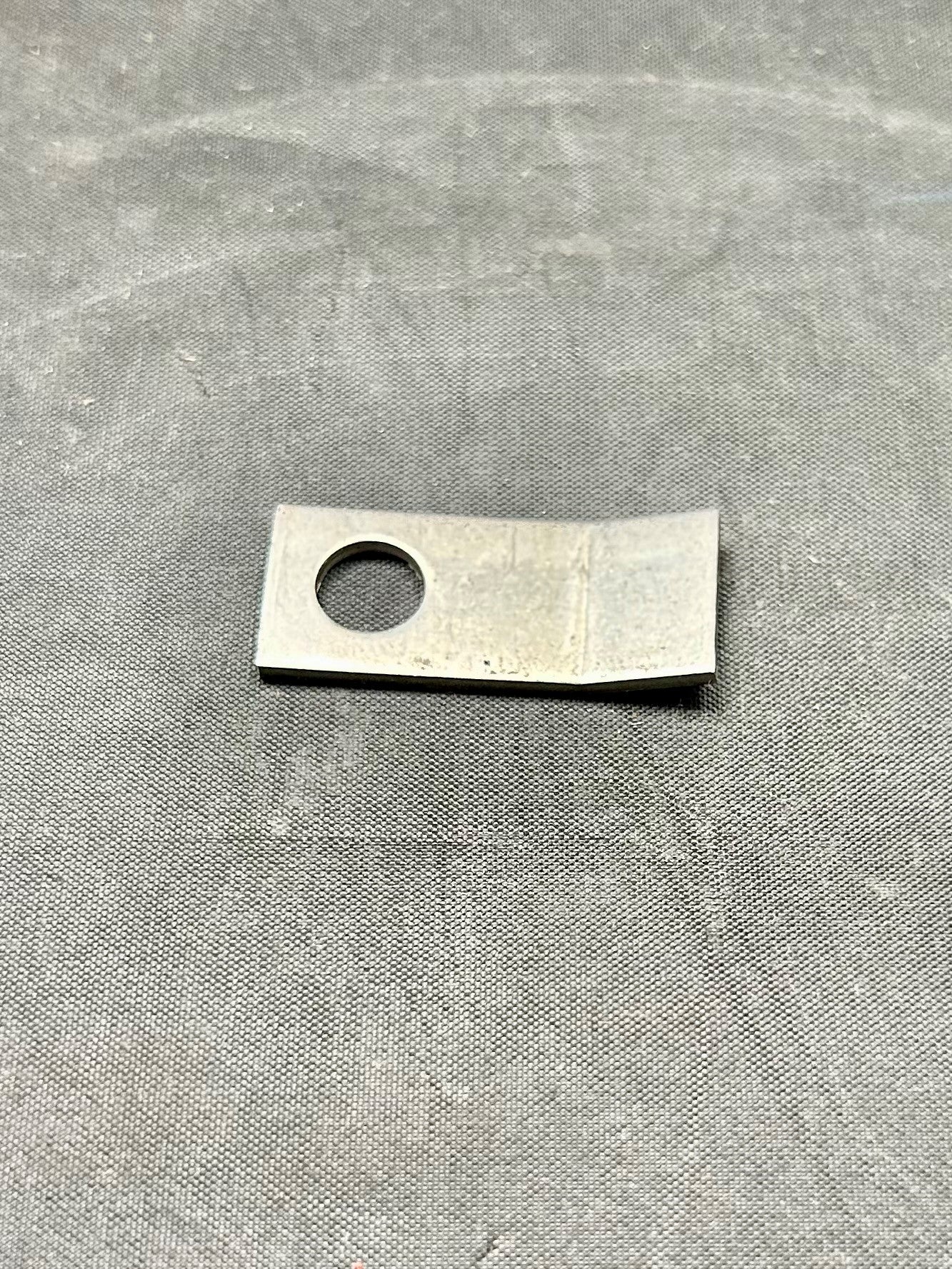 11226001 - CLAMP - ROLLER, E3 AND F4 P.D. METERS