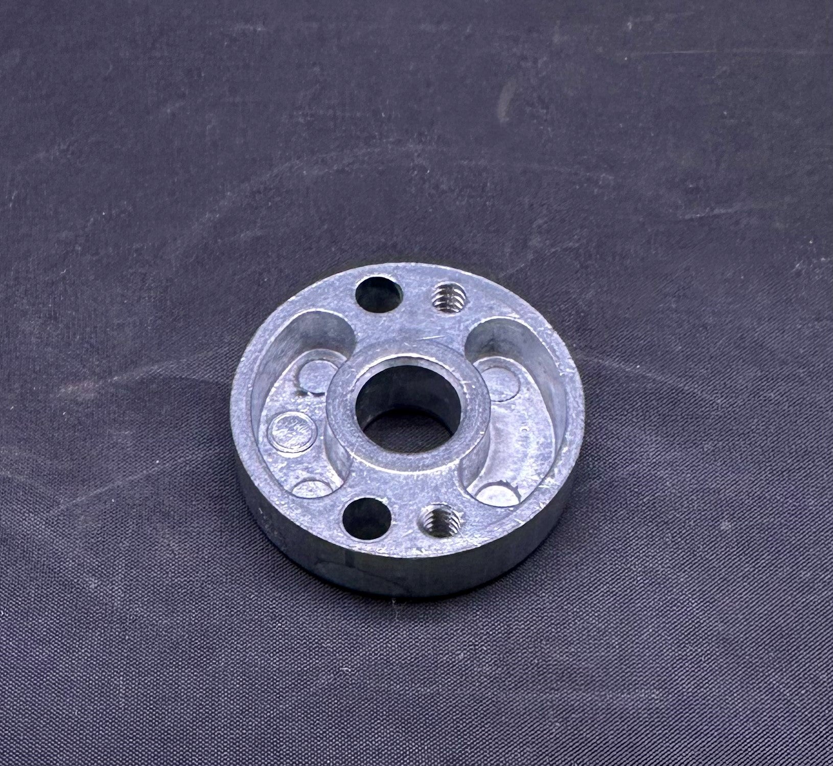 3552001 - PLATE - BASE