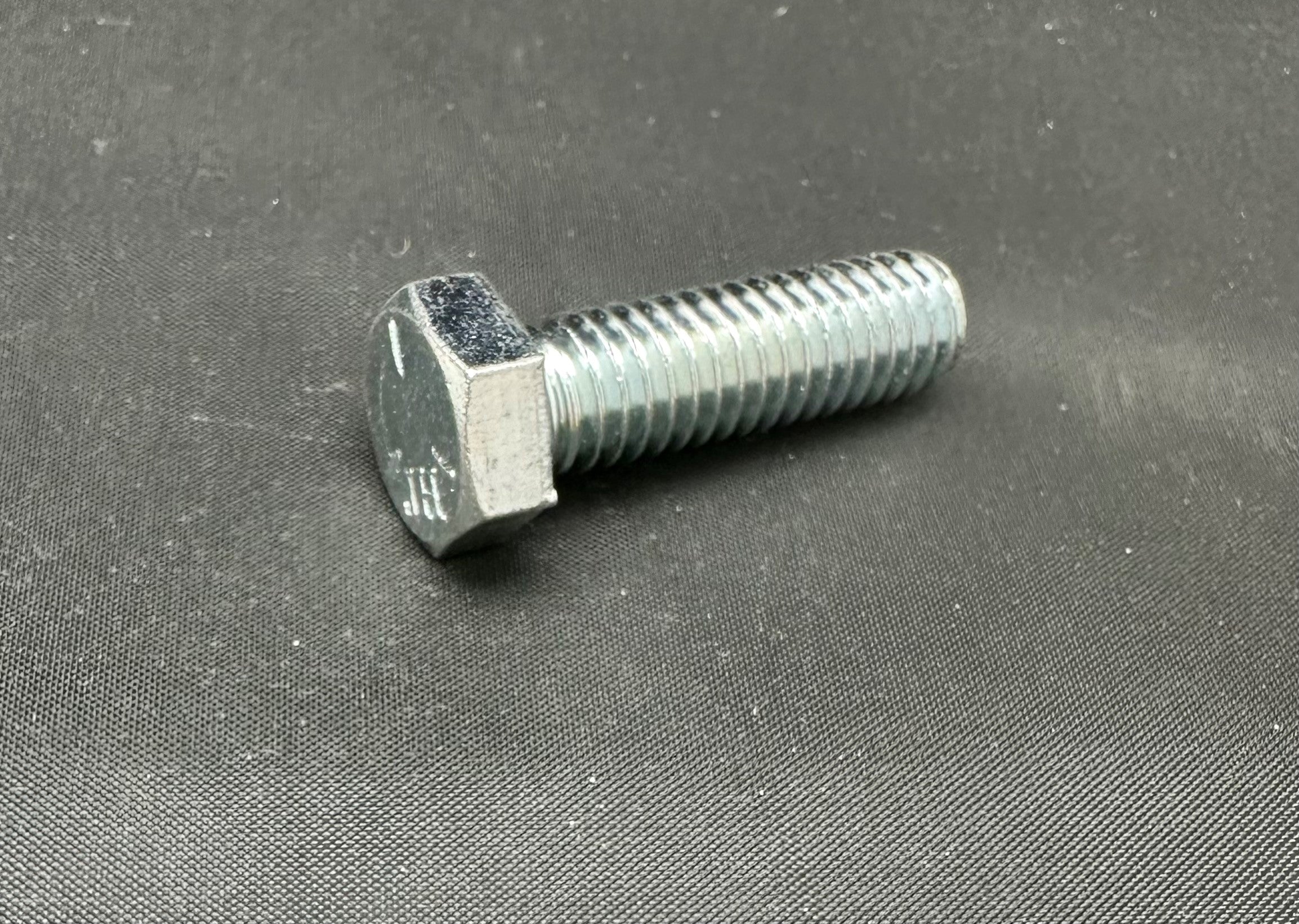 641044401 - SCREW M-3/8-16 X 1-1/4 HEX HEAD NYLOCK SE