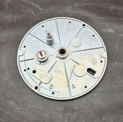 0070856-010 - METER GEAR PLATE GRP (-990
