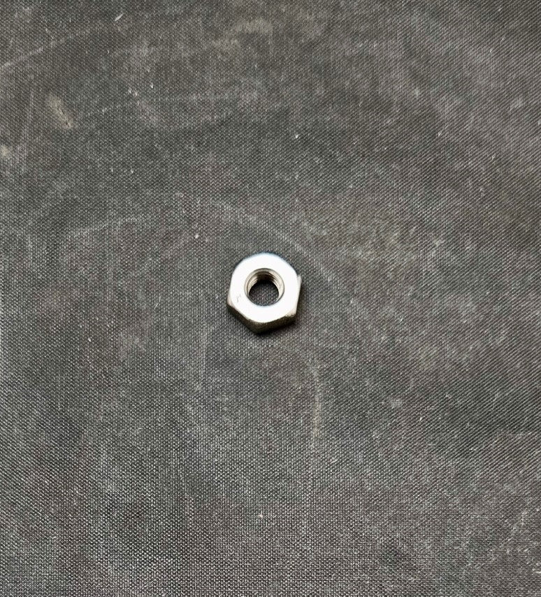 0511038-001 - NUT HEX  10-32 SS