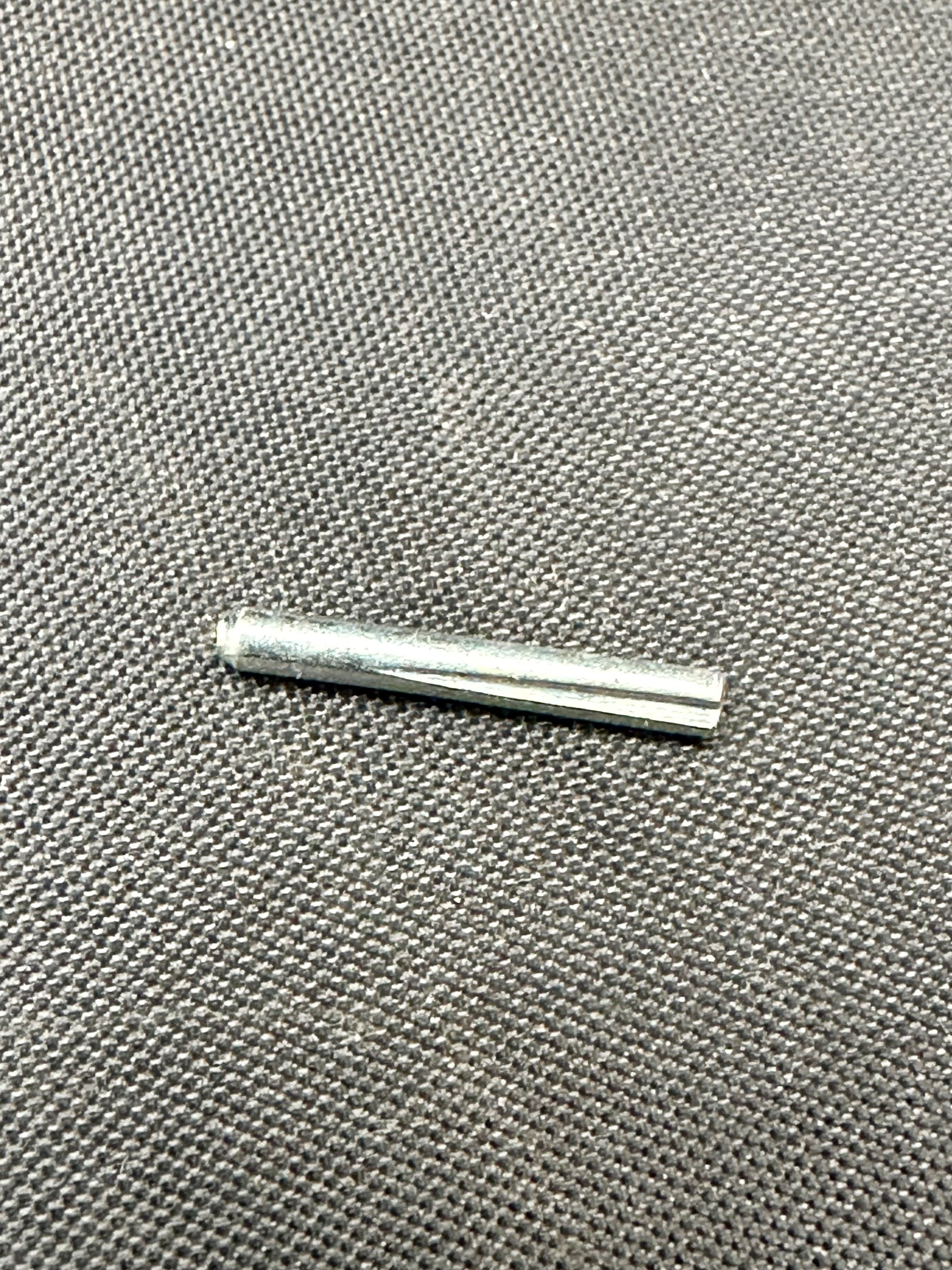 0510107-002 - GROOVE PIN .063DX0.375