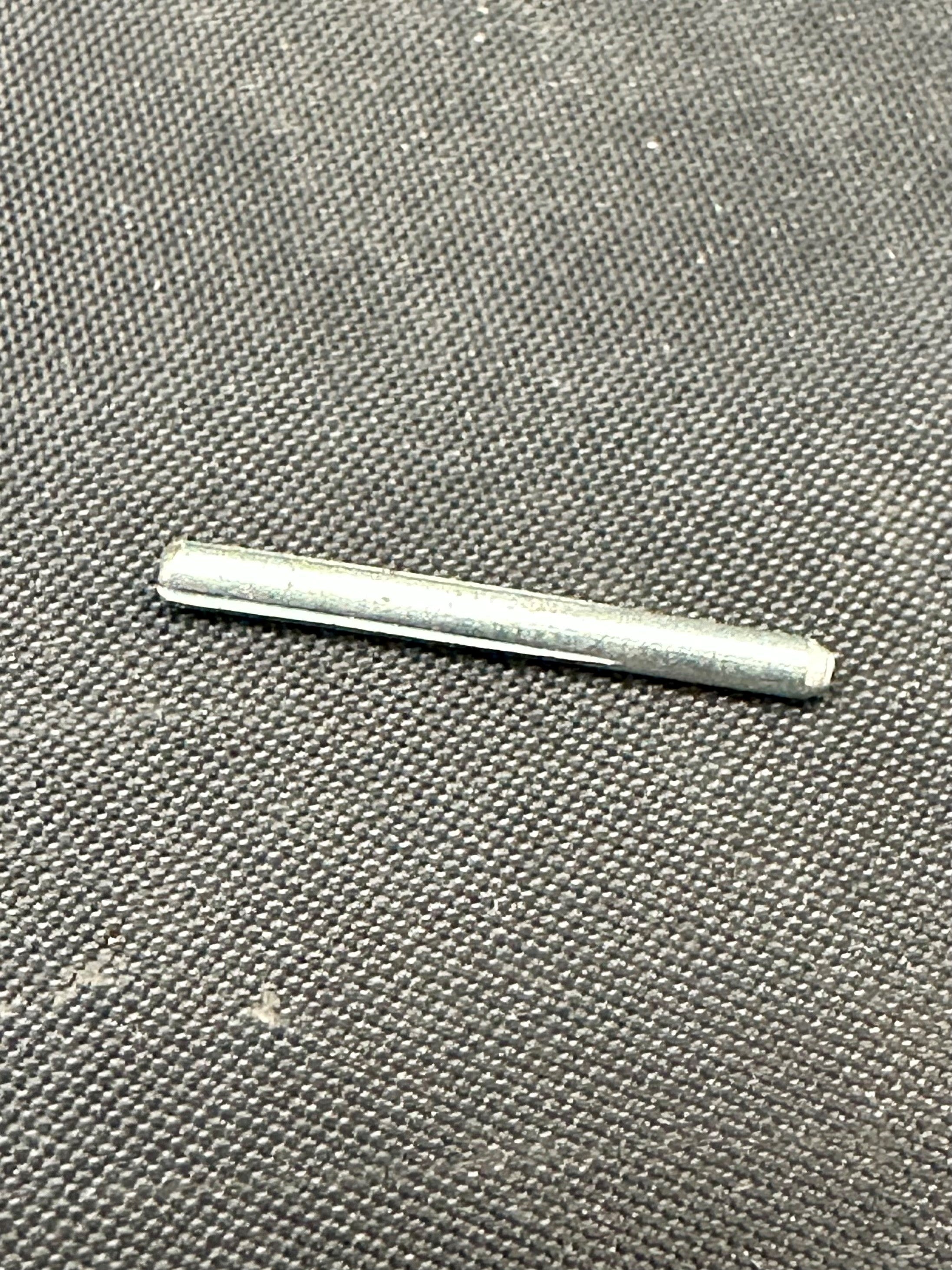 0510109-001 - GROOVE PIN .063DX0.500