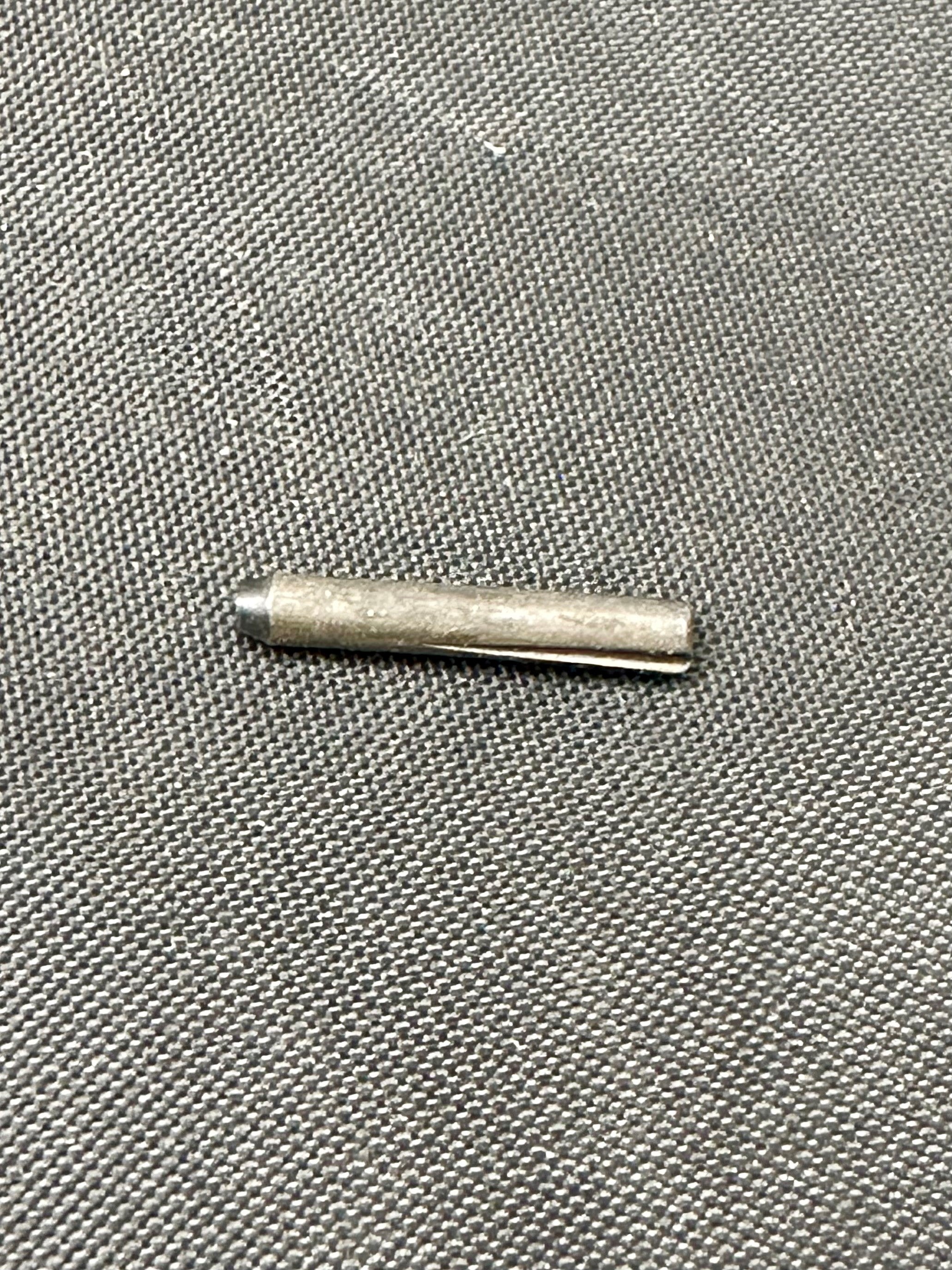 0510111-001 - GROOVE PIN .063DX0.625