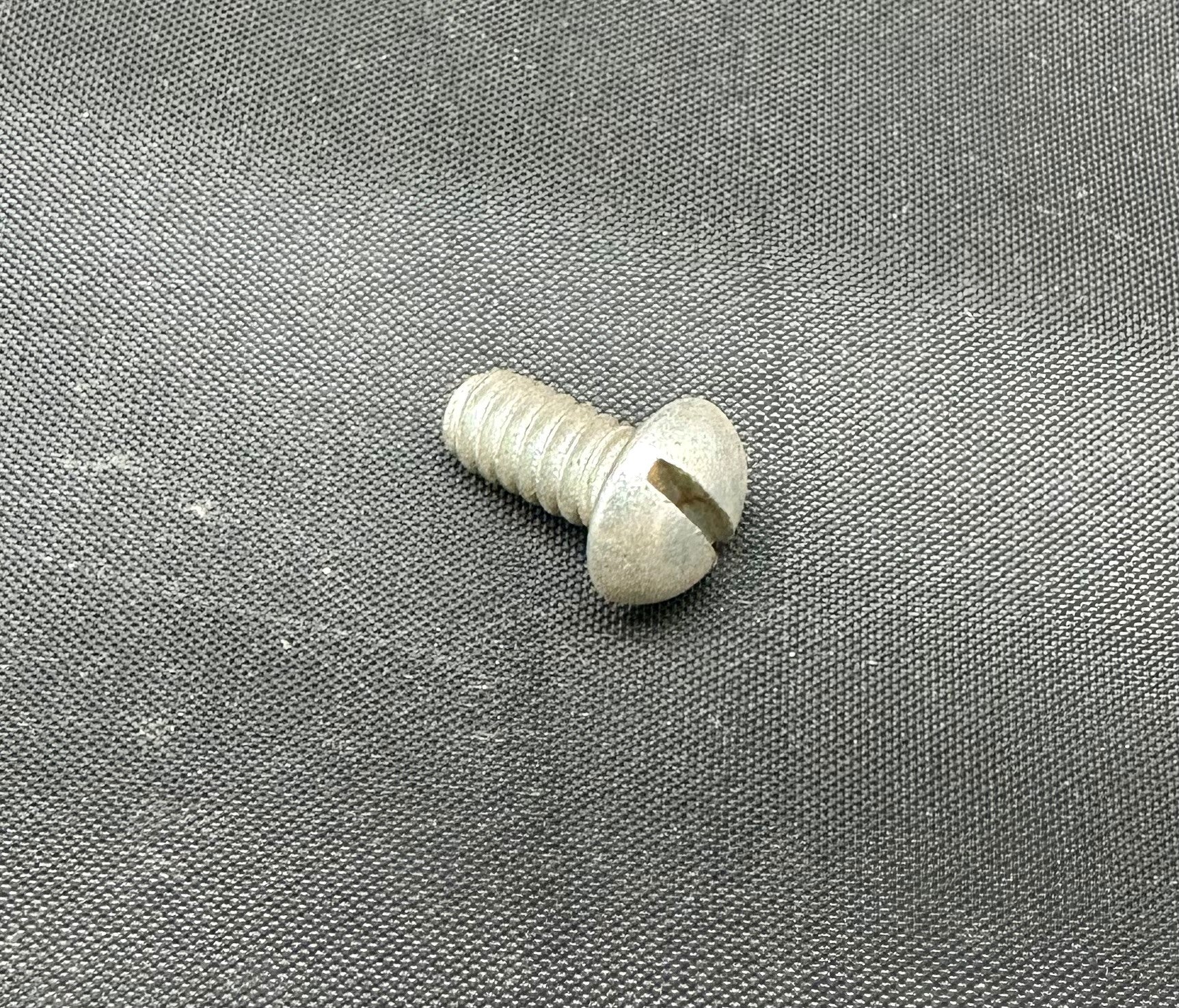 0510500-456 - SCREW  4-40X0.25 PAN HEAD