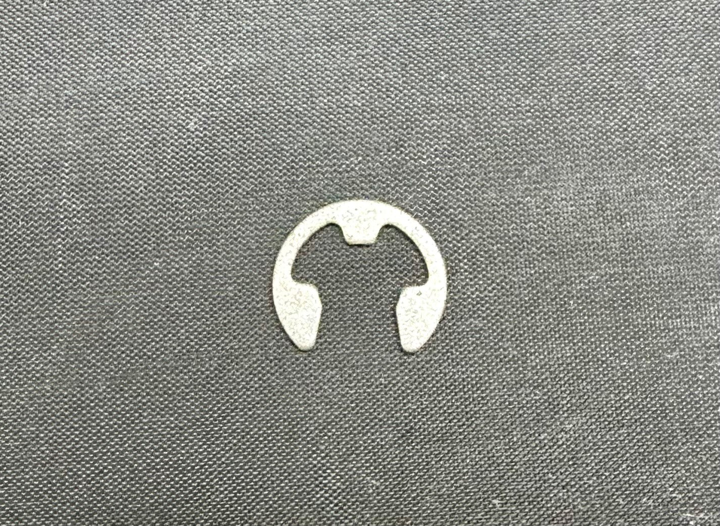 0511819-001 - RING RET.TYP. 5 .312