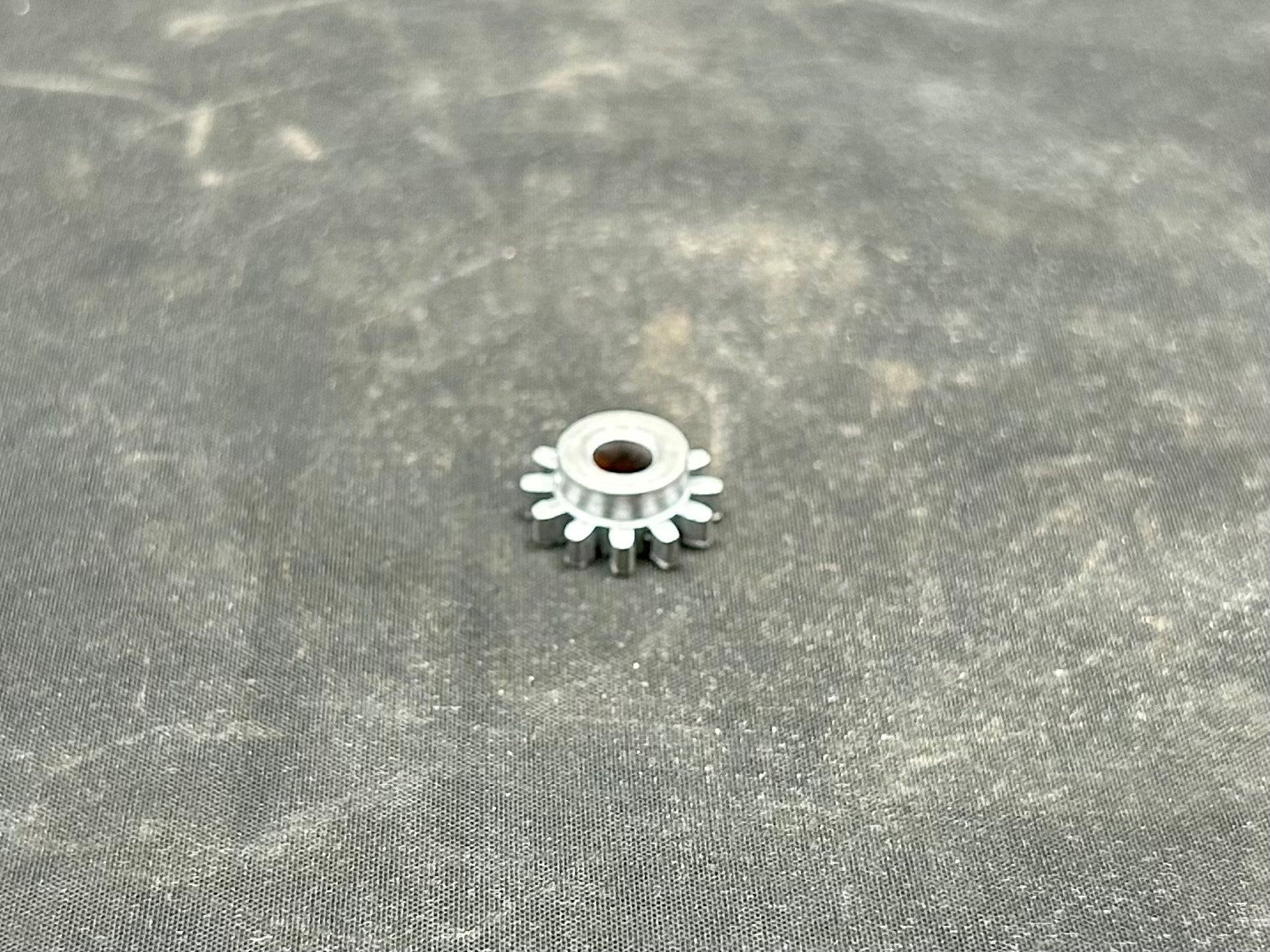 0065131-030 - GEAR SPUR 12T 24DP .225
